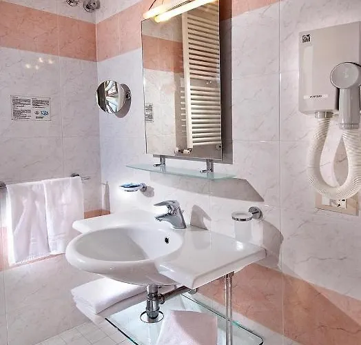 Bristol - Koolibry 3* Cervia