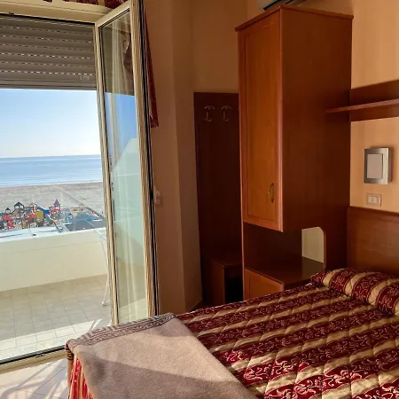 Otel Bristol - Koolibry 3*