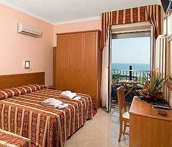 Bristol - Koolibry 3* Cervia