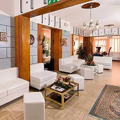 Bristol - Koolibry Otel 3*