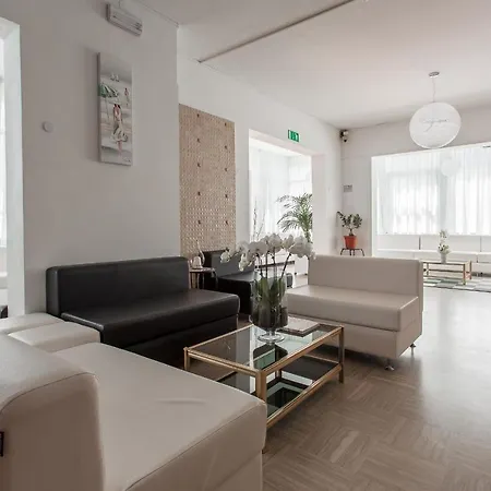 Otel Bristol - Koolibry Cervia