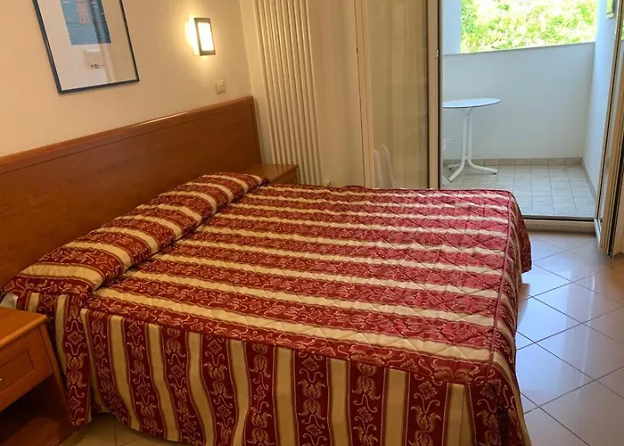 Bristol - Koolibry 3* 切尔维亚