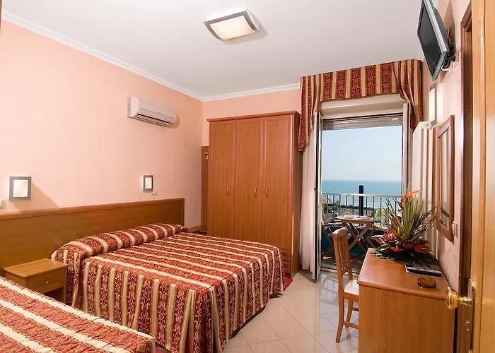Hotel Bristol - Koolibry 3*